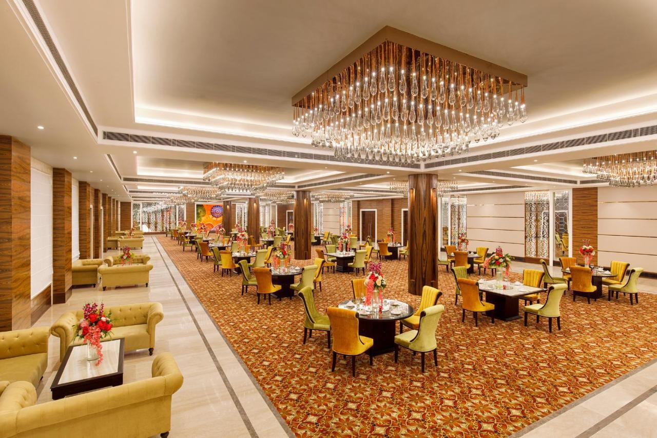 Viraj Sarovar Portico Džammú Exteriér fotografie